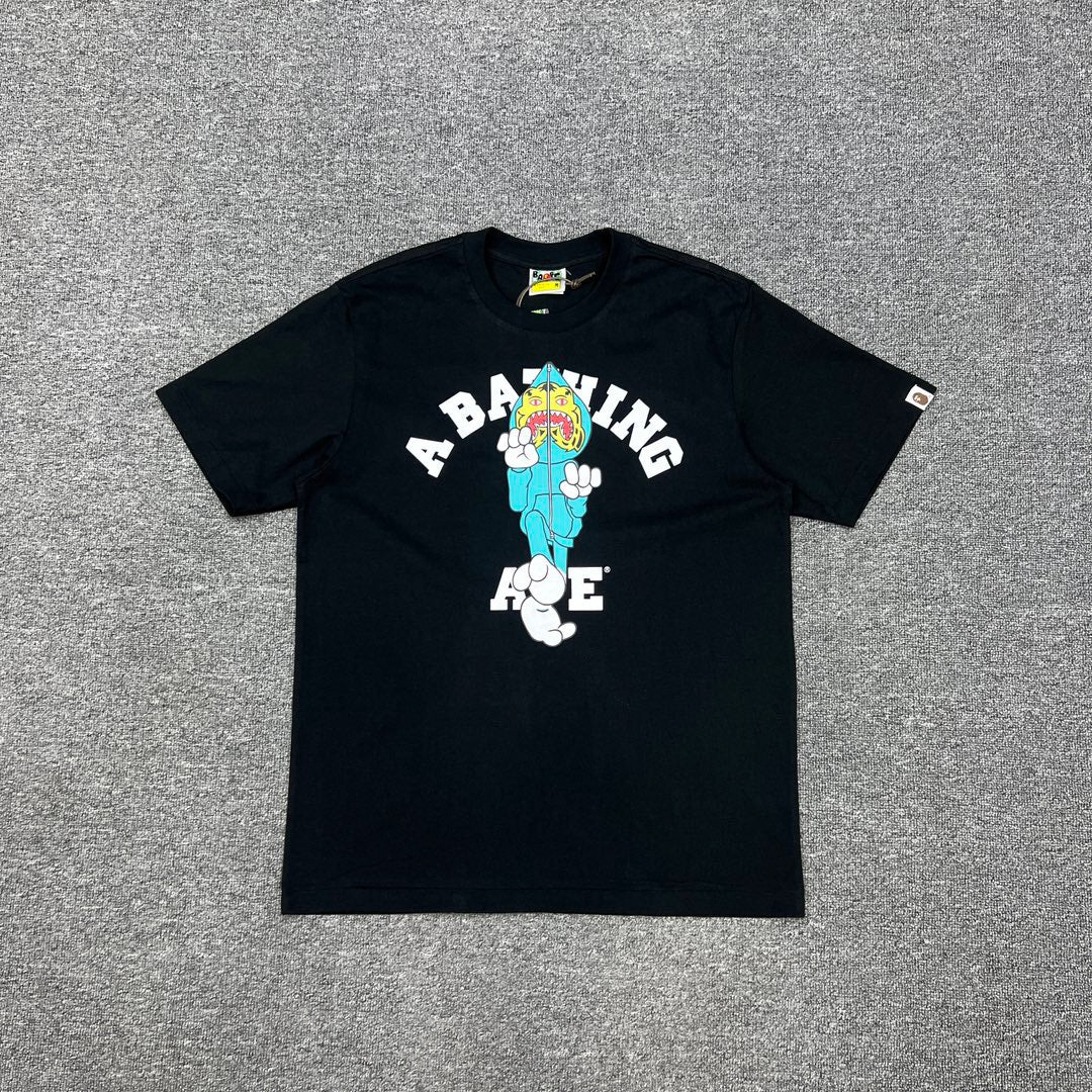 Bathing Shark and ape head print T-Shirt NextBlock
