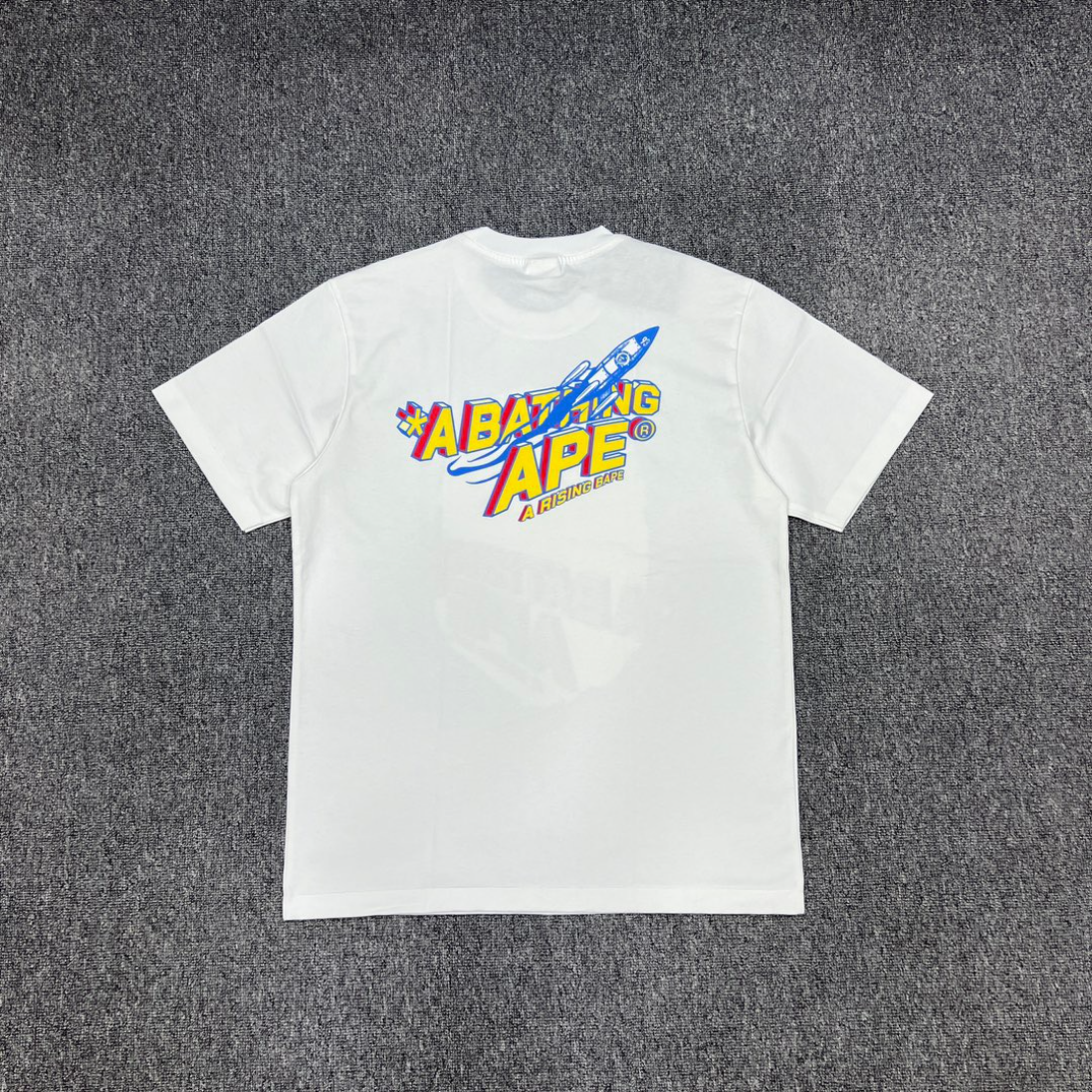 Bathing Shark and ape head print T-Shirt NextBlock