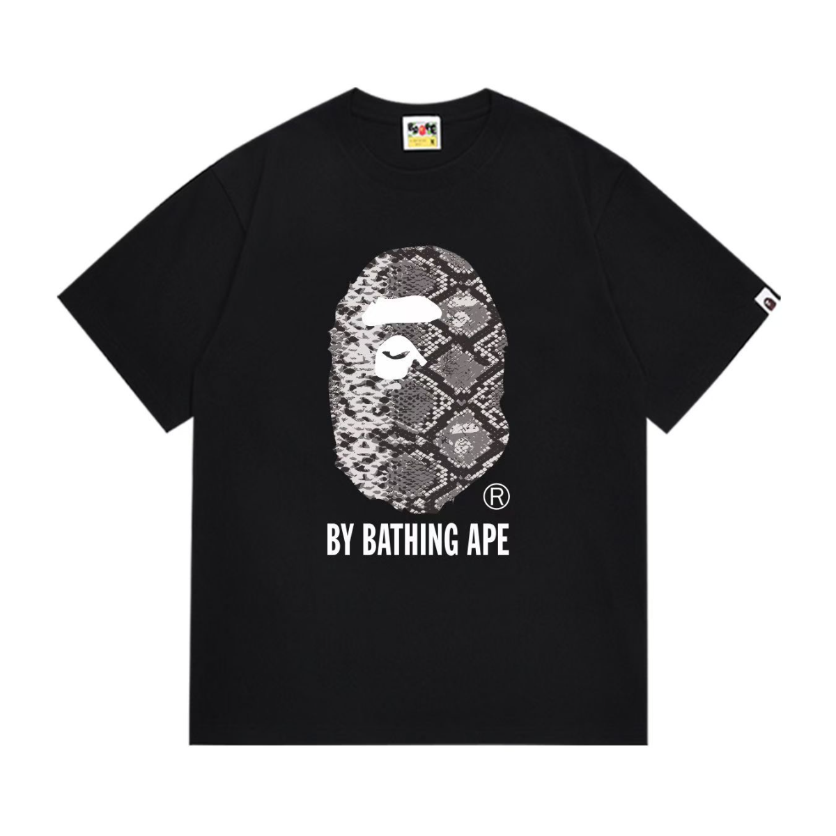 Bathing Shark and ape head print T-Shirt NextBlock
