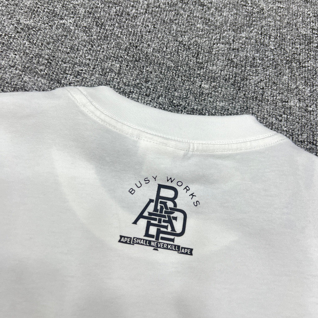 Bathing Shark and ape head print T-Shirt NextBlock