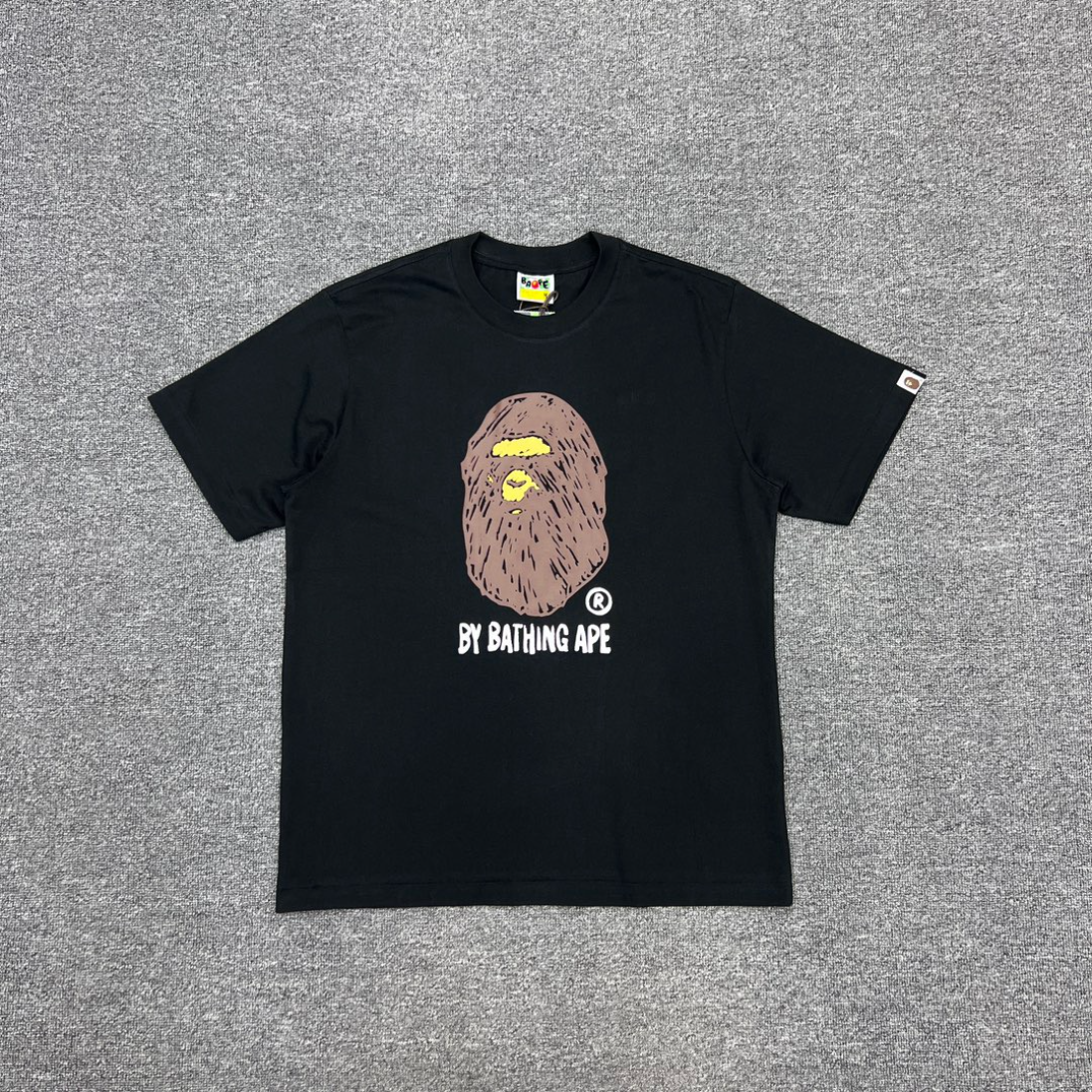 Bathing Shark and ape head print T-Shirt NextBlock