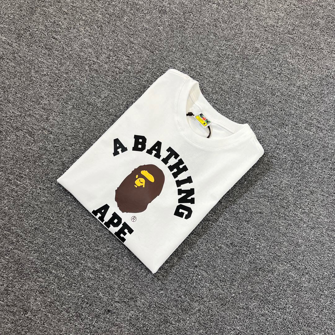 Bathing Shark and ape head print T-Shirt NextBlock