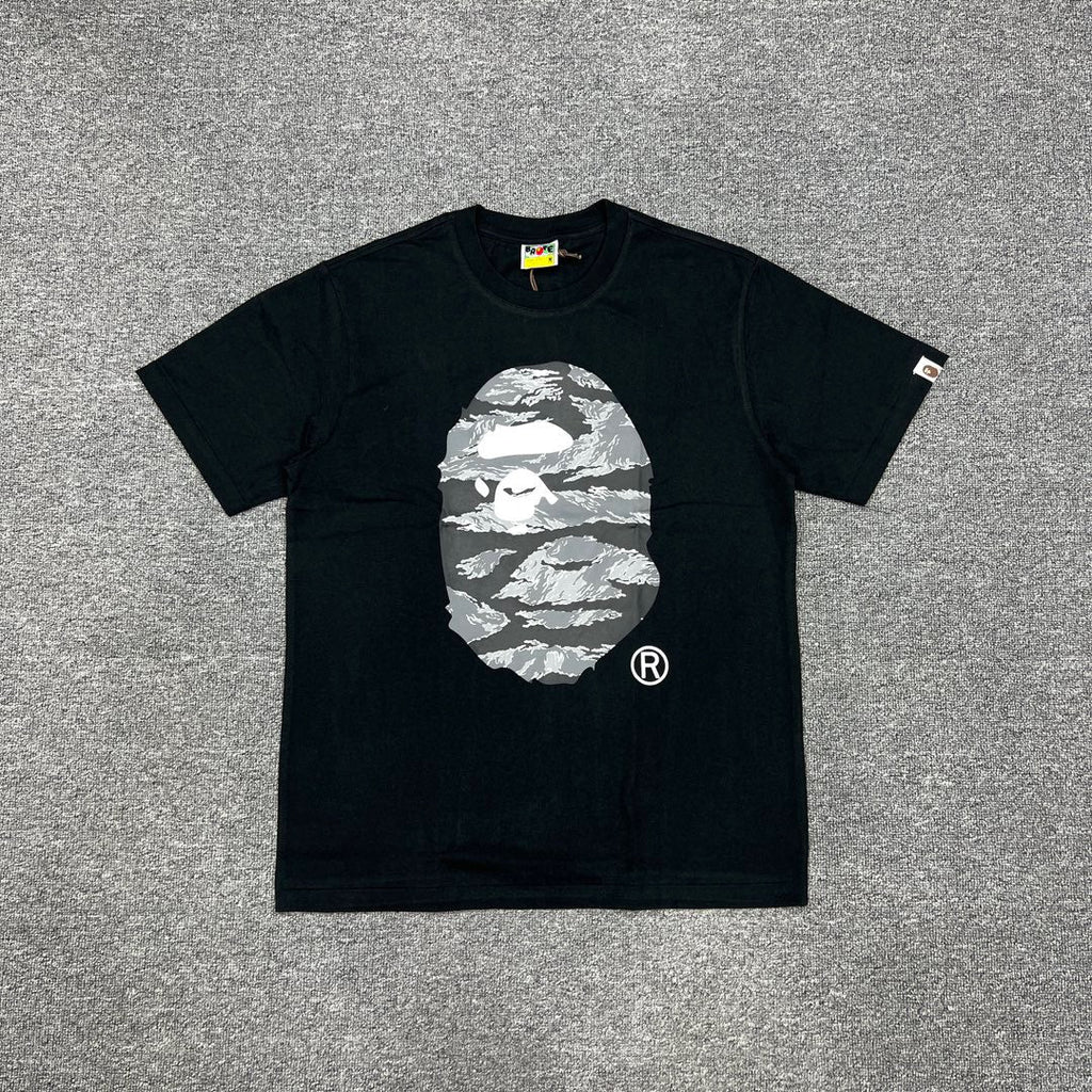 Bathing Shark and ape head print T-Shirt NextBlock