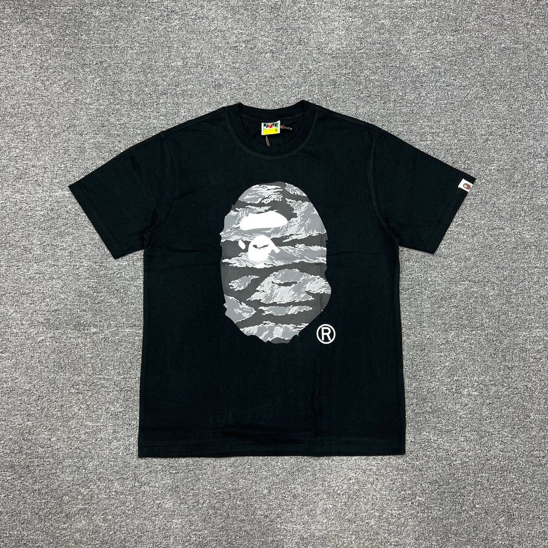 Bathing Shark and ape head print T-Shirt NextBlock