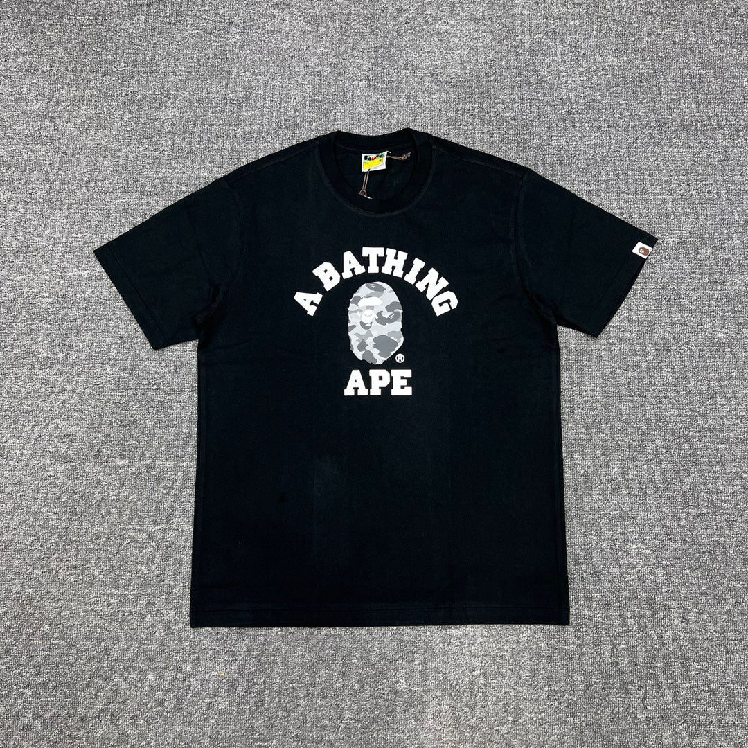 Bathing Shark and ape head print T-Shirt NextBlock